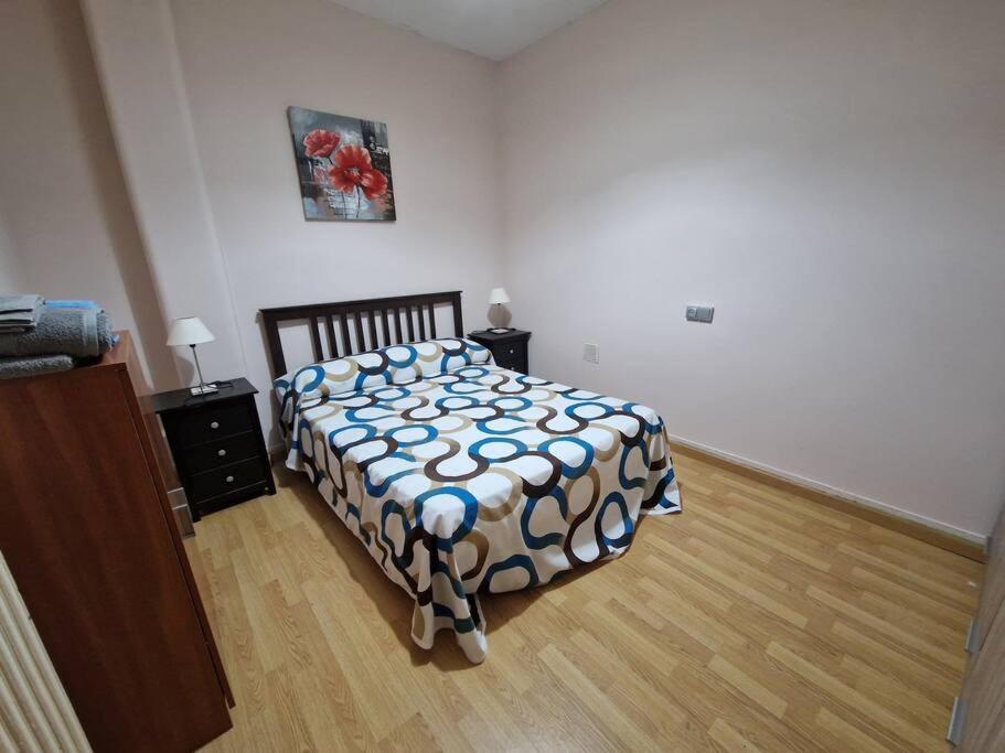 Piso En Estacion De Monforte De Lemos Apartment Exterior photo